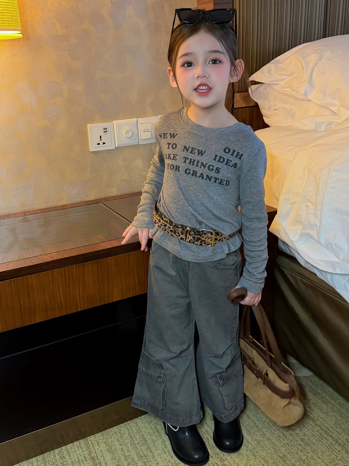 Girls Long-Sleeve Tee & Cargo Flare Pants Set - Korean Autumn Two-Piece