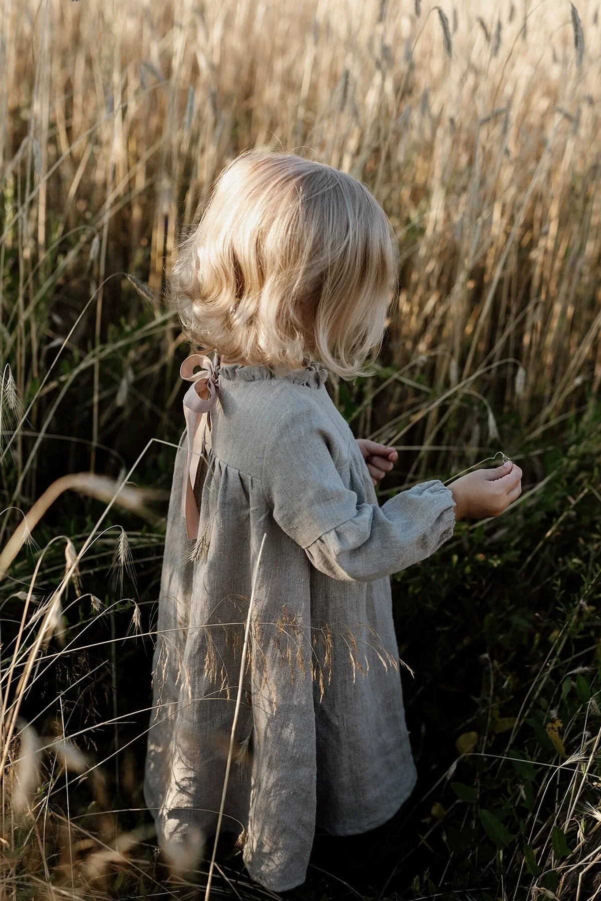 Pure Linen Lace-Collar Dress - Embroidered Long-Sleeve Autumn