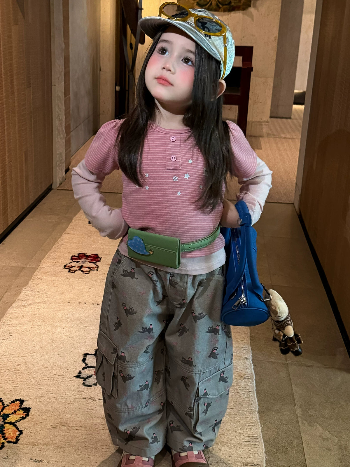 Girls Striped Star Tee Two-Piece & Cartoon Cargo Pants Set - Autumn Mix & Match
