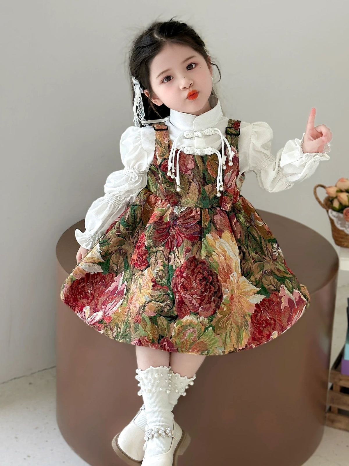 Chinese style girls dress set, side view