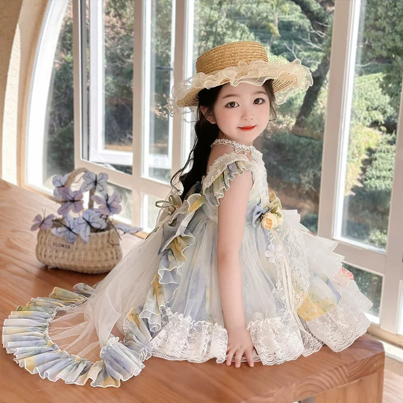 Princess dress with bow trail detail