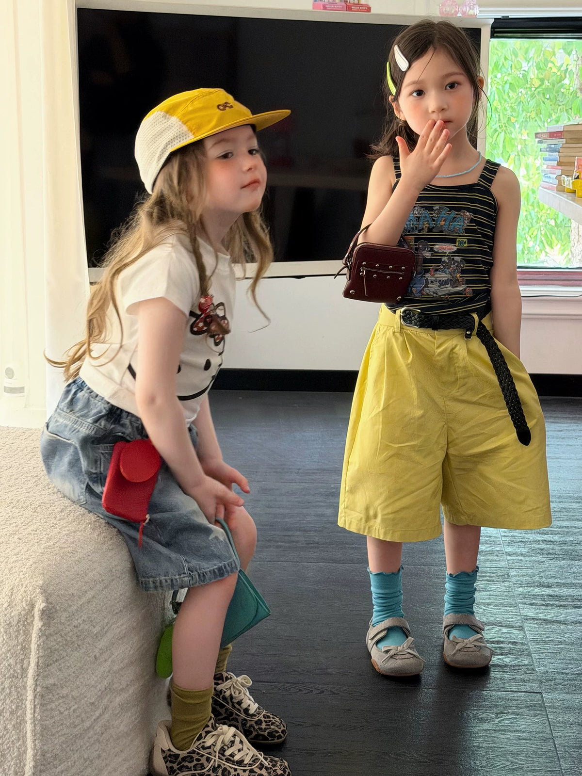 Girls Cartoon Tee & Star Denim Capri Set - Summer Mix & Match Outfit