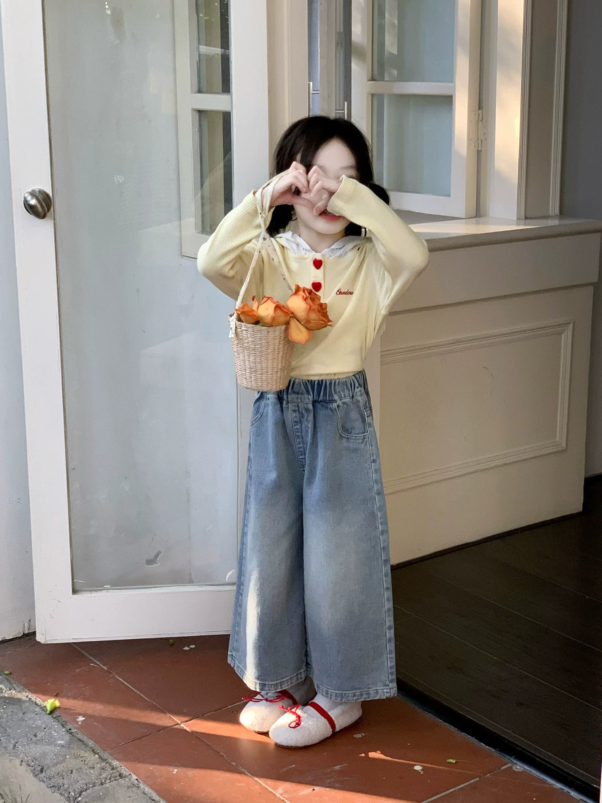 Girls Hooded Tee & Wide-Leg Denim Jeans Set - Casual Autumn Outfit